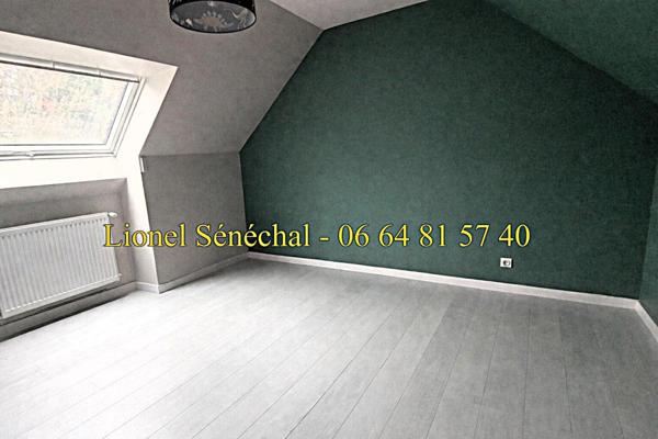 Maison contemporaine lumineuse et peu énergivore de 6 pièces de 120 m2 sur une parcelle de plus de 500 m2