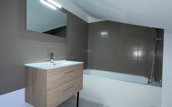 Appartement à louer    3 pièces • 51,84 m2 Dormans