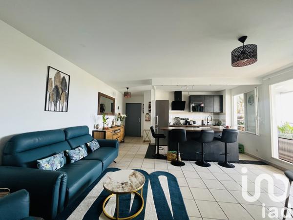 Appartement 3 pièces de 64 m² à Saint-Denis (97490)