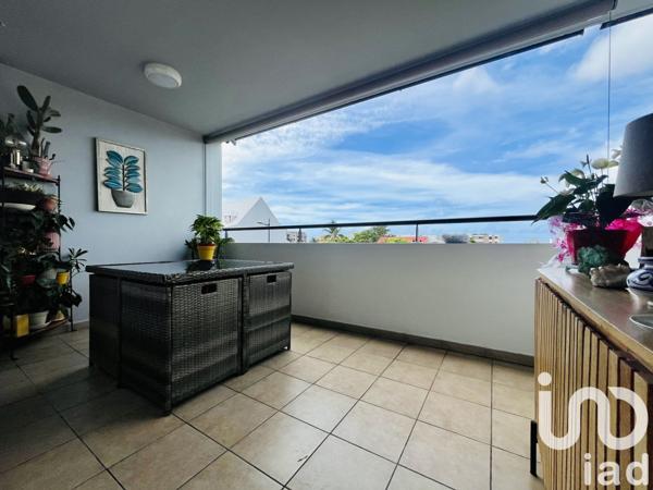 Appartement 3 pièces de 64 m² à Saint-Denis (97490)