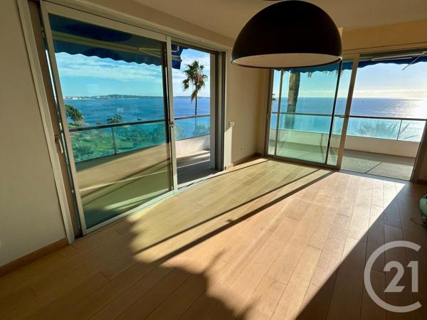 Appartement F4 à vendre  4 pièces - 170 m2 VALLAURIS - 06