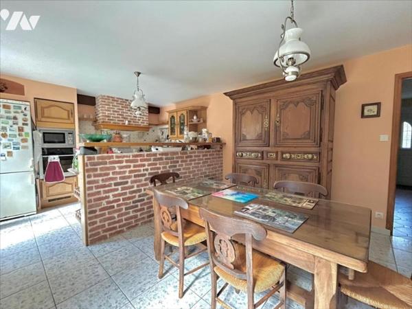 Coup de cœur  assuré pour cette maison de caractère en parfait état!