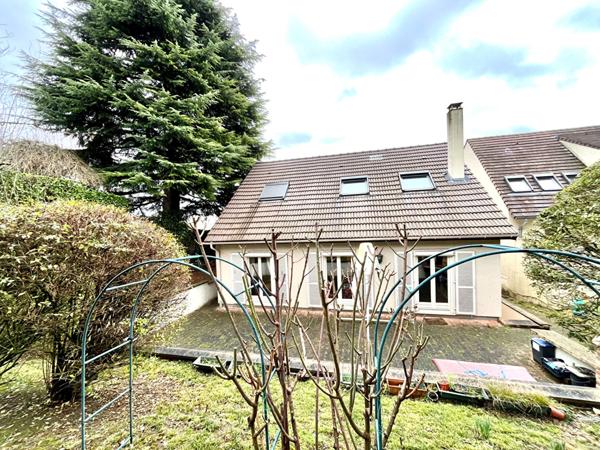 Maison Athis Mons 8 pièce(s) 135 m2