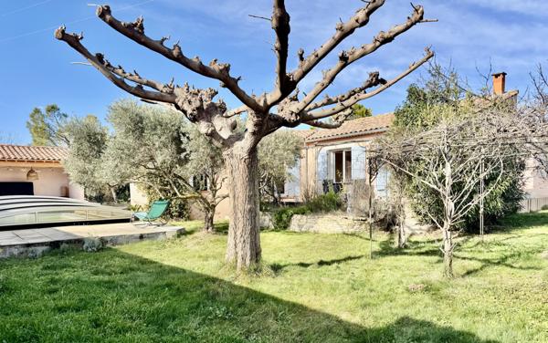 Rochefort-du-Gard (30650) Rochefort-du-Gard Maison plain-pied 140 m²