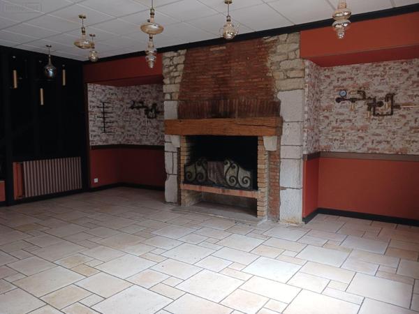 Murs commerciaux à vendre à Bar-sur-Seine dans l'Aube (10110), ref : 10063/1273