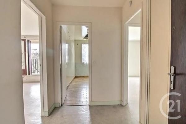 Appartement F3 à vendre  3 pièces - 62,78 m 2   CHATEAU THIERRY  - 02