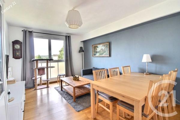 Appartement F3 à vendre  3 pièces - 62,78 m 2   CHATEAU THIERRY  - 02