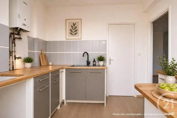 Appartement F3 à vendre  3 pièces - 62,78 m 2   CHATEAU THIERRY  - 02