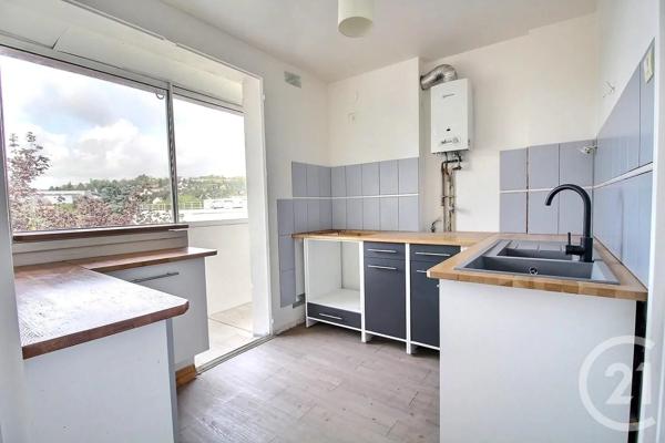 Appartement F3 à vendre  3 pièces - 62,78 m 2   CHATEAU THIERRY  - 02