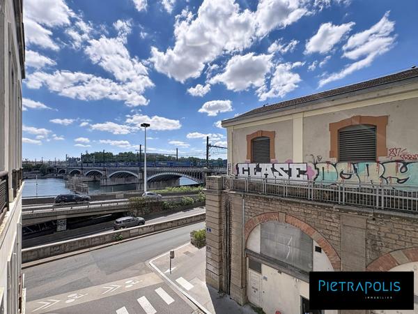 T2/T3 de 47 m² — Quai Perrache, Lyon 2ème — Lumineux, sans vis-à-vis