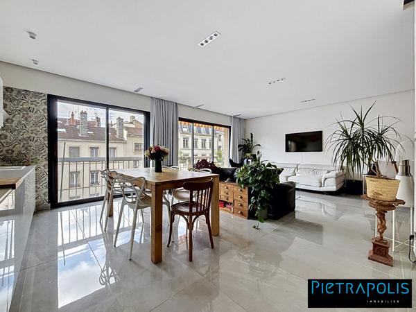 T4 de 100 m² env, etage élevé, balcons, cave en sous-sol, poss gge en sus