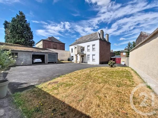 Maison à vendre  9 pièces - 175 m 2   LE CATEAU CAMBRESIS  - 59