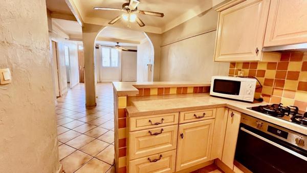 Appartement 3 pièces 64 M2, Immeuble art déco parmi les plus beaux de Toulon