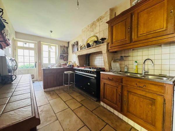 Demeure d'exception en bord de Sèvres - Un cadre rare et chargé d'histoire -