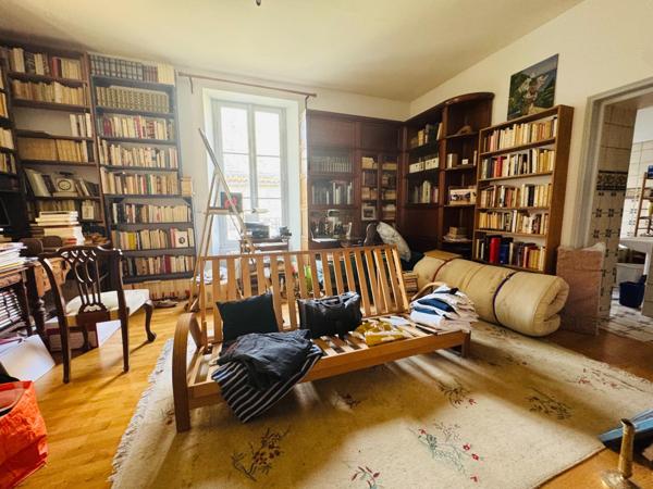 Demeure d'exception en bord de Sèvres - Un cadre rare et chargé d'histoire -