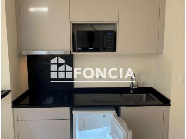 Location Studio 38.6 m² - 3 RUE DE L'ECOLE MAGE Montpellier 34000