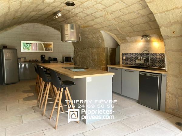 Bellevigne Les Chateaux 49400 - Maison semi troglodytique de 114 m2  sur un terrain de 485 m2