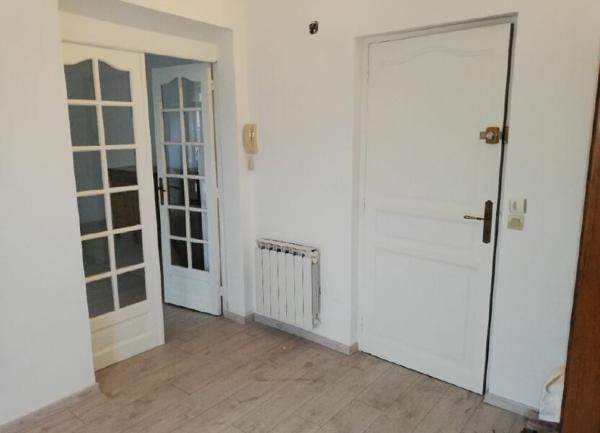 Appartement à louer    2 pièces •  Saint-Ambroix