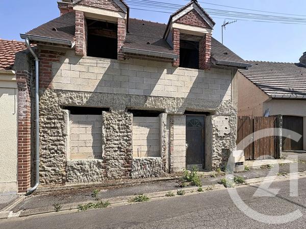 Maison à vendre  5 pièces - 120 m 2   TRICOT  - 60