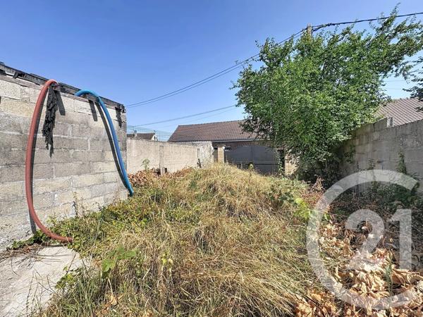 Maison à vendre  5 pièces - 120 m 2   TRICOT  - 60