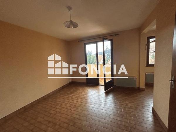 Location Studio 27.5 m² - 17 RUE ANTOINE HEROET Digne-les-bains 04000