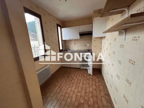 Location Studio 27.5 m² - 17 RUE ANTOINE HEROET Digne-les-bains 04000