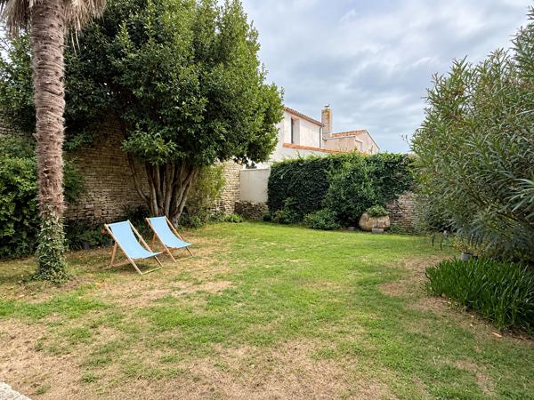 Maison centre village de Loix 124 m²