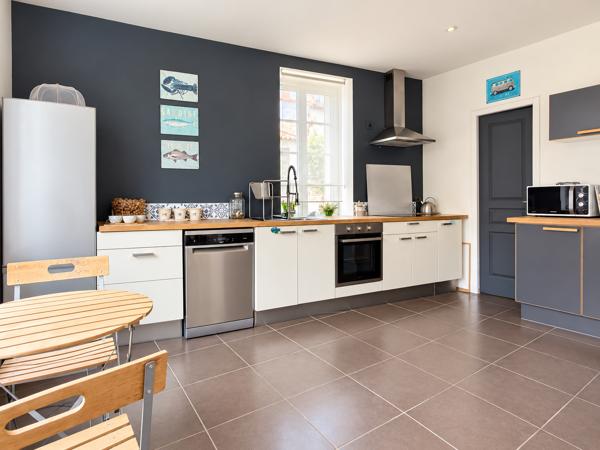 Maison centre village de Loix 124 m²