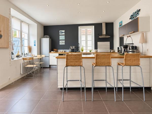 Maison centre village de Loix 124 m²