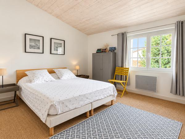 Maison centre village de Loix 124 m²