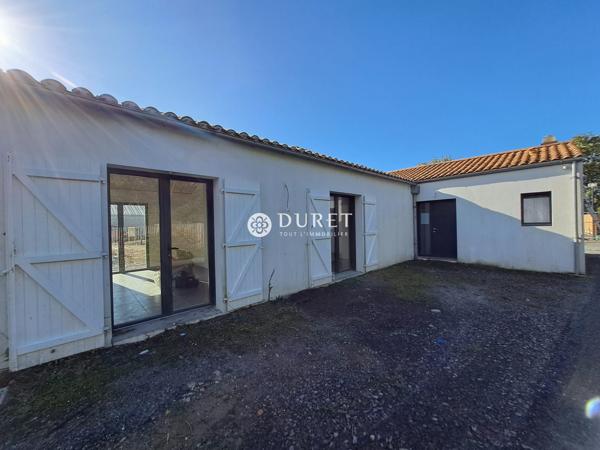 LOGEMENT TOURISTIQUE DANS DOMAINE RESIDENTIEL