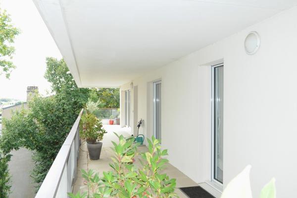 Appartement  5 pièce(s)  3 chambre(s)  122.24 m²