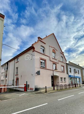 Local d activites de 316 m²