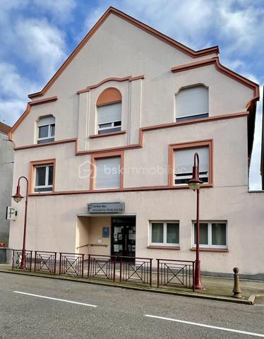 Local d activites de 316 m²