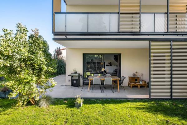 Duplex de 120m2 - 180m2 de jardin - 2 places de stationnement - Cave
