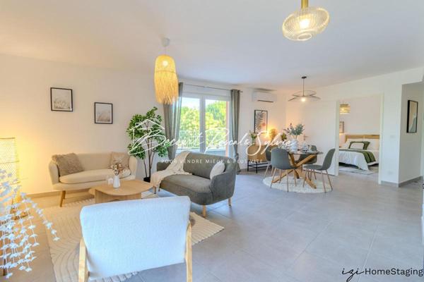 BAISSE DE PRIX. T3- 74,71 m² Idéalement situé: 265 000  avec 2 terrasses et jardin , double garage. Très Grand confort MONTEUX (84170)