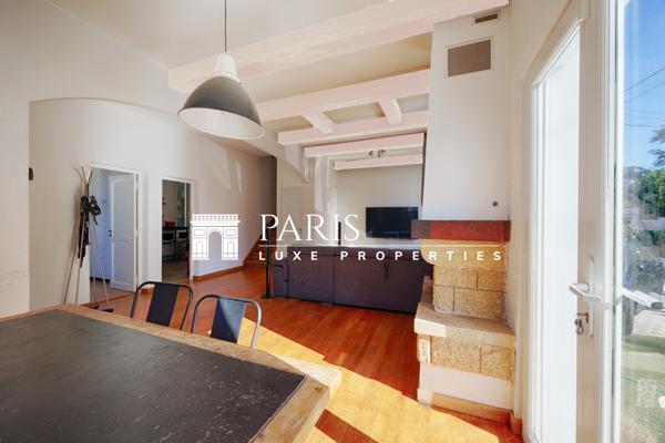 Marseille 13012 - Saint Barnabé - Maison 6 pièces - 4 chambres - 135 m² - piscine - garage