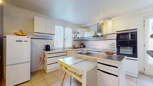 Maison 8 pièces - 164 m² Exclusivité efficity