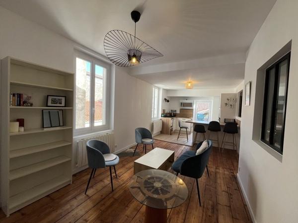 Appartement à louer |  Rochefort |  3 pièces | 75 m²