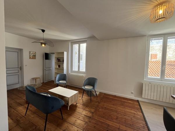 Appartement à louer |  Rochefort |  3 pièces | 75 m²