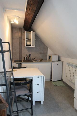 A LOUER STUDIO - HYPER CENTRE DIJON