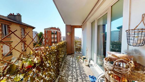Location                                                      Appartement
                        
                     3 pièces                      60 m2                     à Vitry-sur-Seine