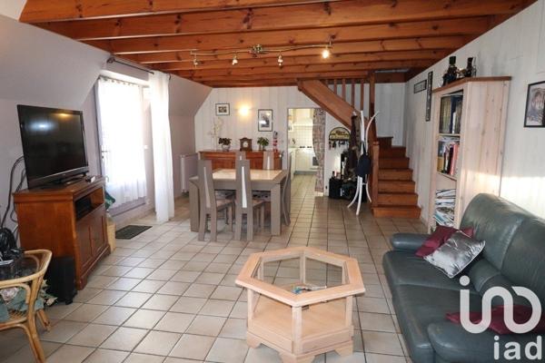 Maison 7 pièces de 128 m² à Le Mené (22330)