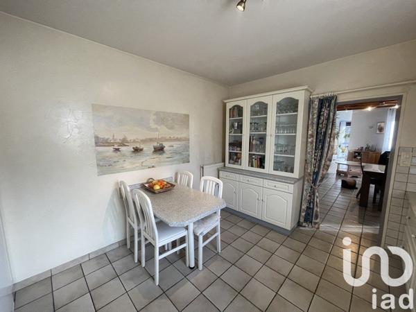 Maison 7 pièces de 128 m² à Le Mené (22330)