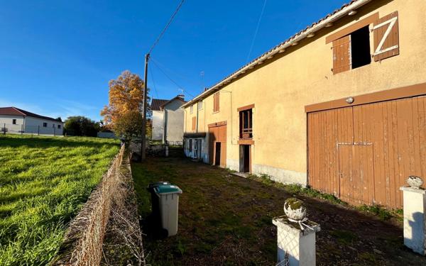 Maison à vendre    2 pièces •  Panazol