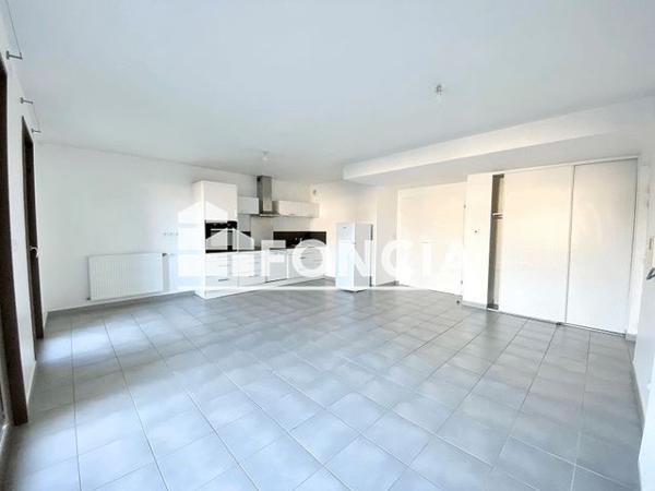 Location Appartement 3 pièces 66.05 m² - 30 PLACE DES AVIATEURS Viry 74580