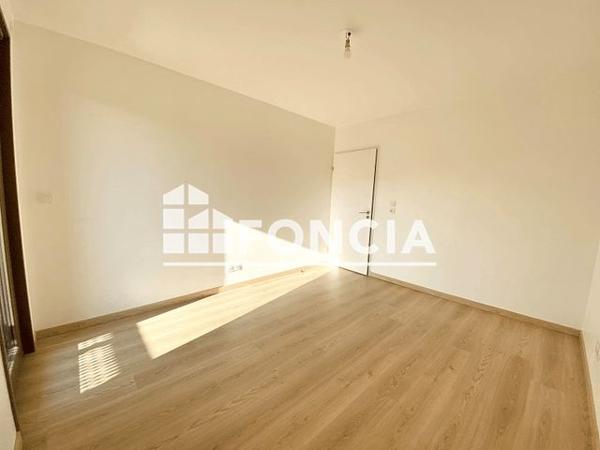 Location Appartement 3 pièces 66.05 m² - 30 PLACE DES AVIATEURS Viry 74580