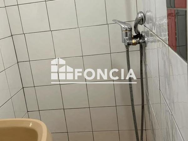 Location Studio 18.3 m² - 18 RUE DES ABEILLES Marseille 13001