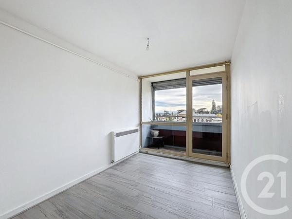 Appartement F3 à vendre  3 pièces - 65,88 m2 CHAMALIERES - 63