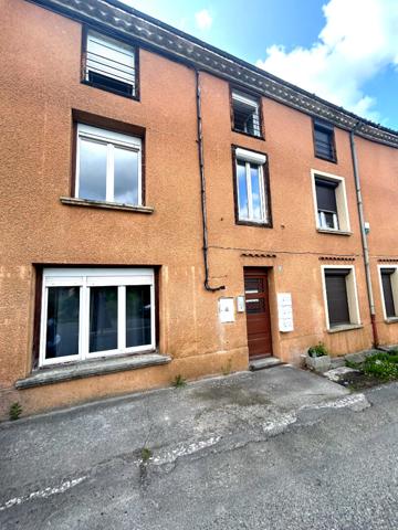 IMMEUBLE RÉCENT AVEC 3 LOGEMENTS LOUÉS ? INVESTISSEMENT RENTABLE ET SANS CHARGES